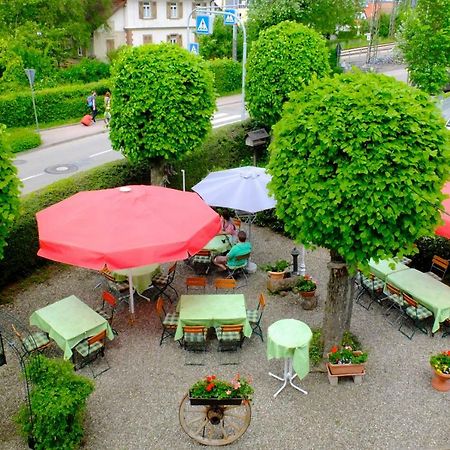 Hotel Loewen Kirchzarten Ngoại thất bức ảnh