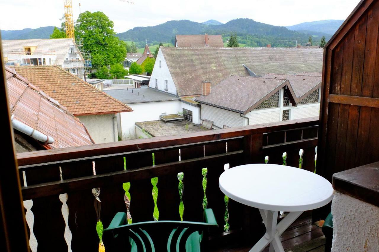 Hotel Loewen Kirchzarten Ngoại thất bức ảnh