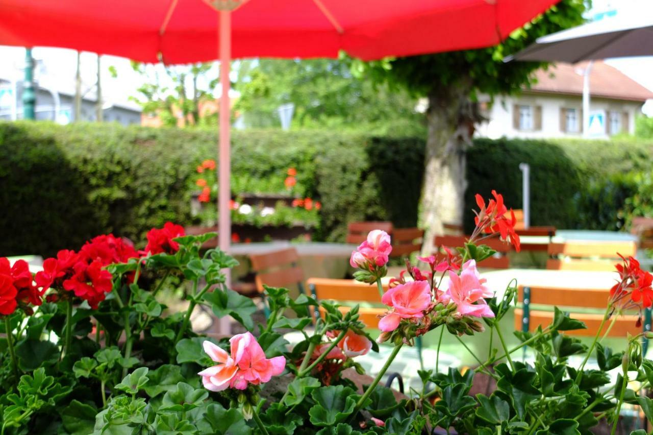 Hotel Loewen Kirchzarten Ngoại thất bức ảnh